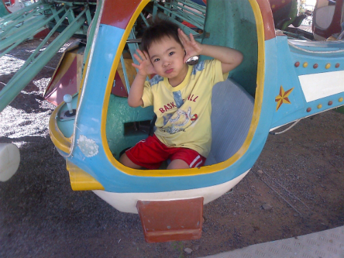 be-choi-tau-luon