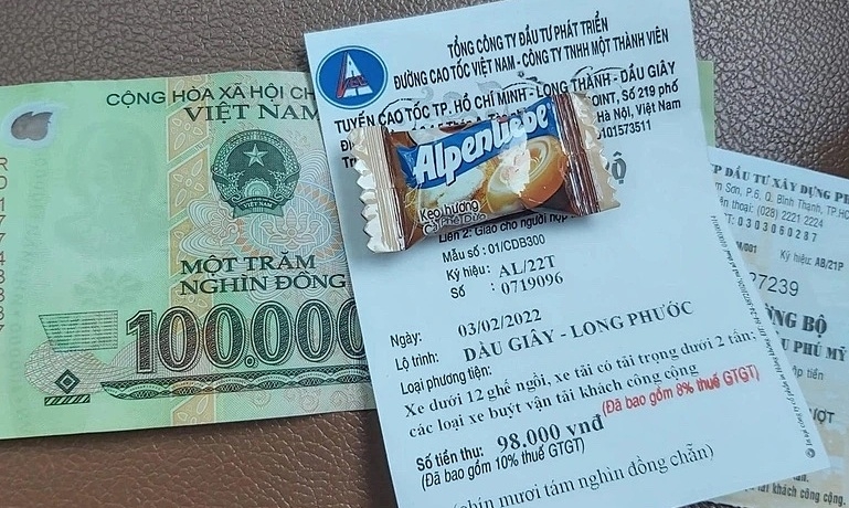 Bị ăn bớt tiền lẻ