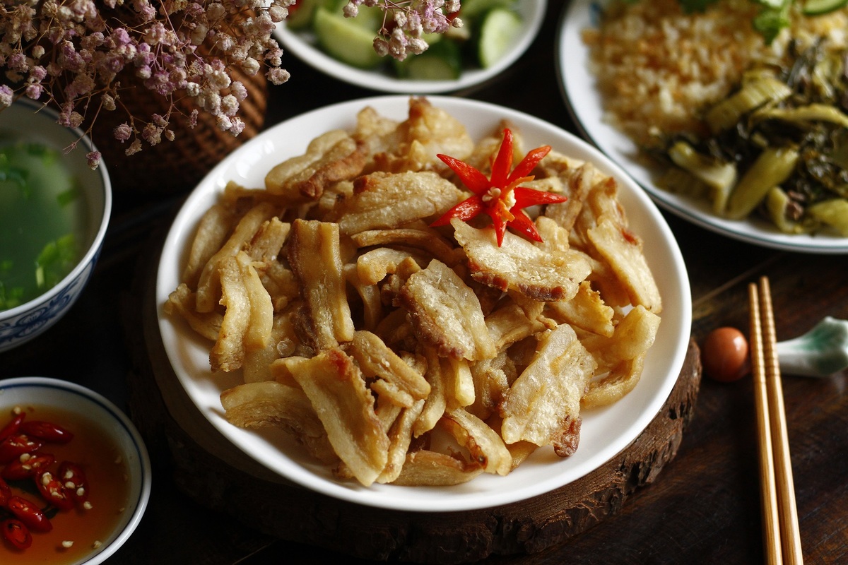Bí quyết chiên tóp mỡ vàng giòn, thơm lâu - Báo VnExpress Cooking