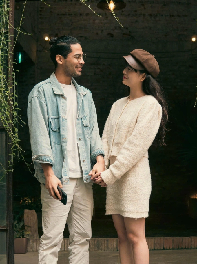 Roberto, a 30-year-old Mexican, fell in love with and married a woman from Hanoi in 2024. Photo courtesy of the couple