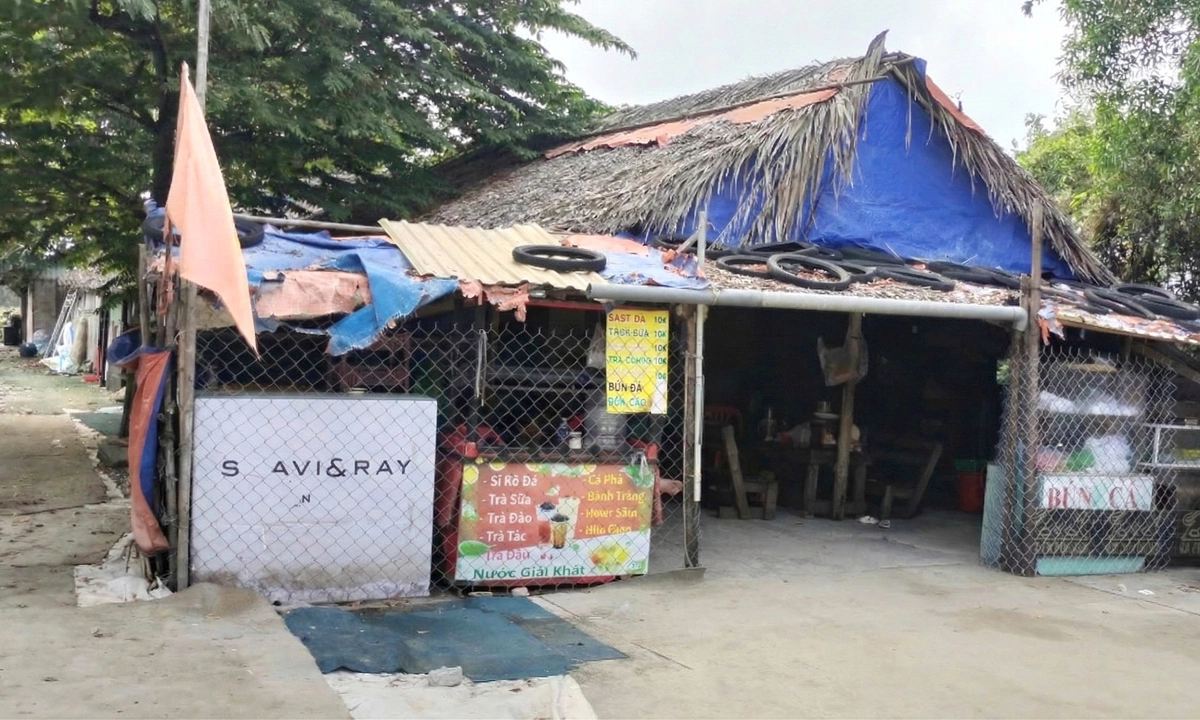 Cơn bĩ cực của gia đình trong 'ngôi nhà không số'