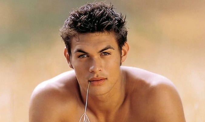 Jason Momoa được trang điện ảnh TC Candler (Mỹ) bình chọn là Gương mặt đẹp trai nhất thế giới 2018.