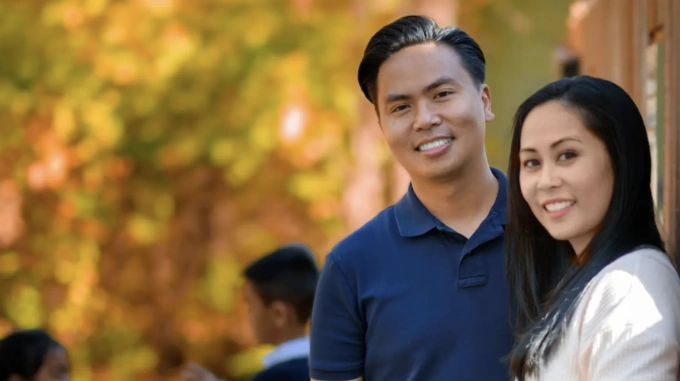 Triệu phú tự thân Jonathan Sanchez và vợ Jacqueline. Ảnh: Jonathan Sanchez
