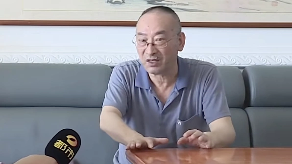 Bi kịch 'thần đồng' 6 năm ăn bám cha mẹ