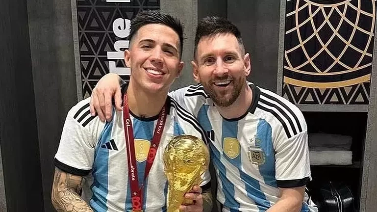 10 năm từ bức thư "xin Messi ở lại" đến bàn thắng ở World Cup