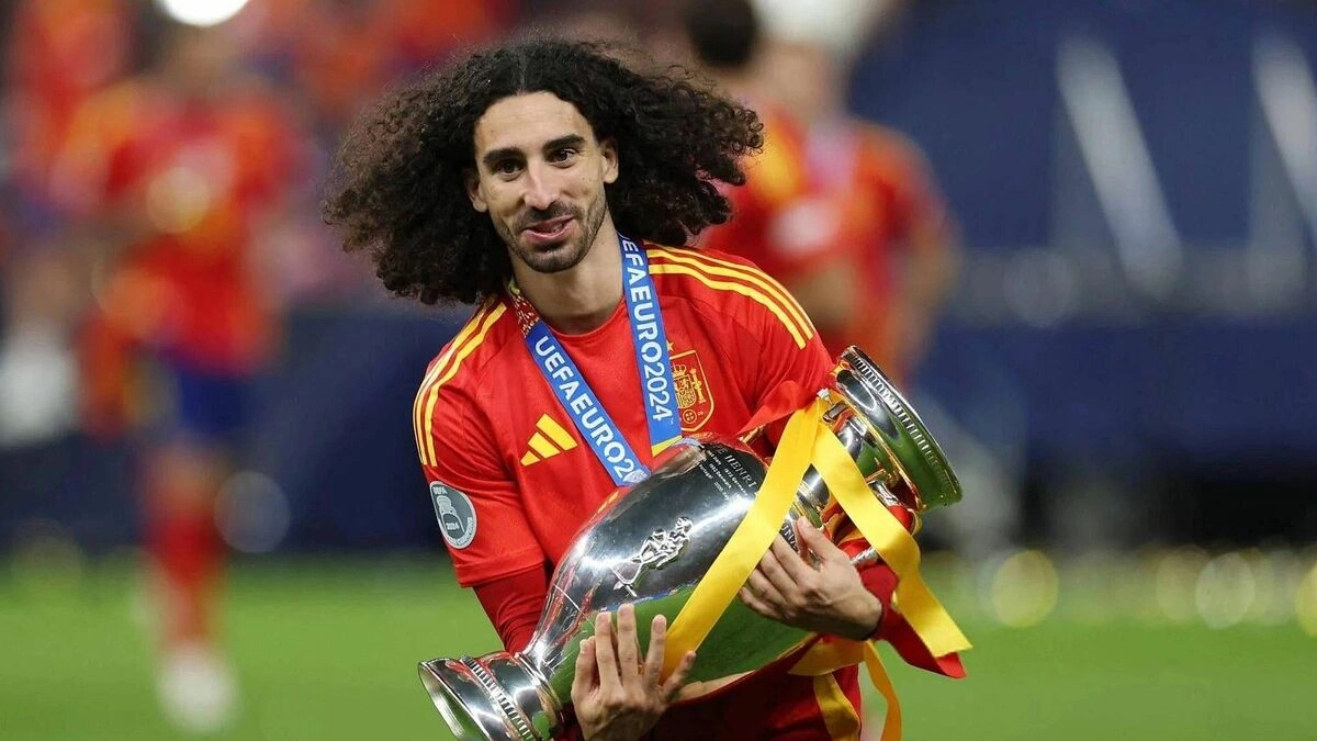 Cucurella: Từ cầu thủ bị bỏ quên đến ngôi sao tuyển Tây Ban Nha