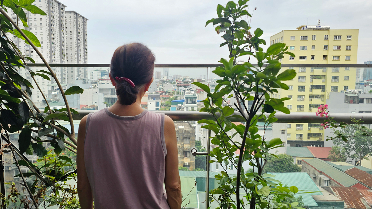Người già bỏ nhà đất lên chung cư