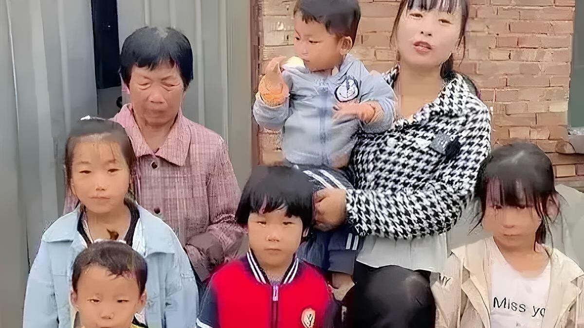 Gánh nợ, nuôi 5 cháu chồng mồ côi