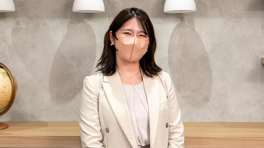 Thành triệu phú USD nhờ chơi chứng khoán trong khi nghỉ đẻ