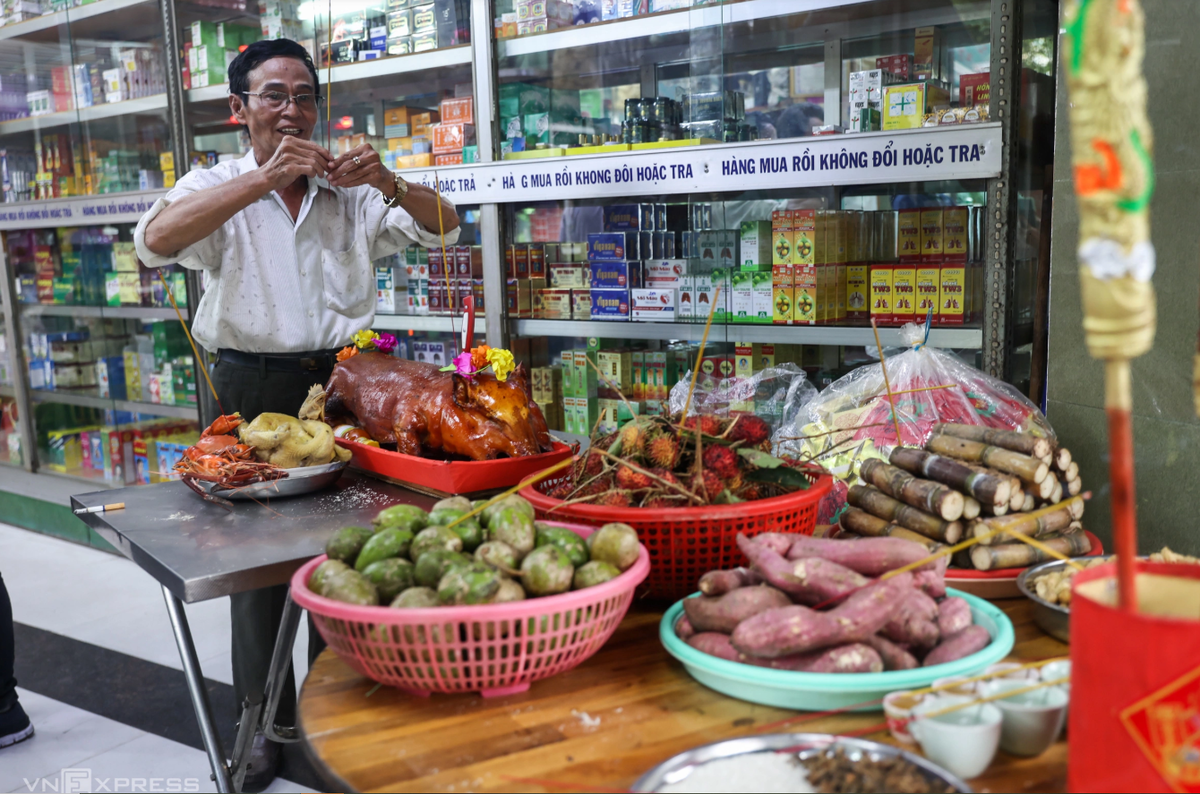 Cúng 'cô hồn' thế nào cho đúng?