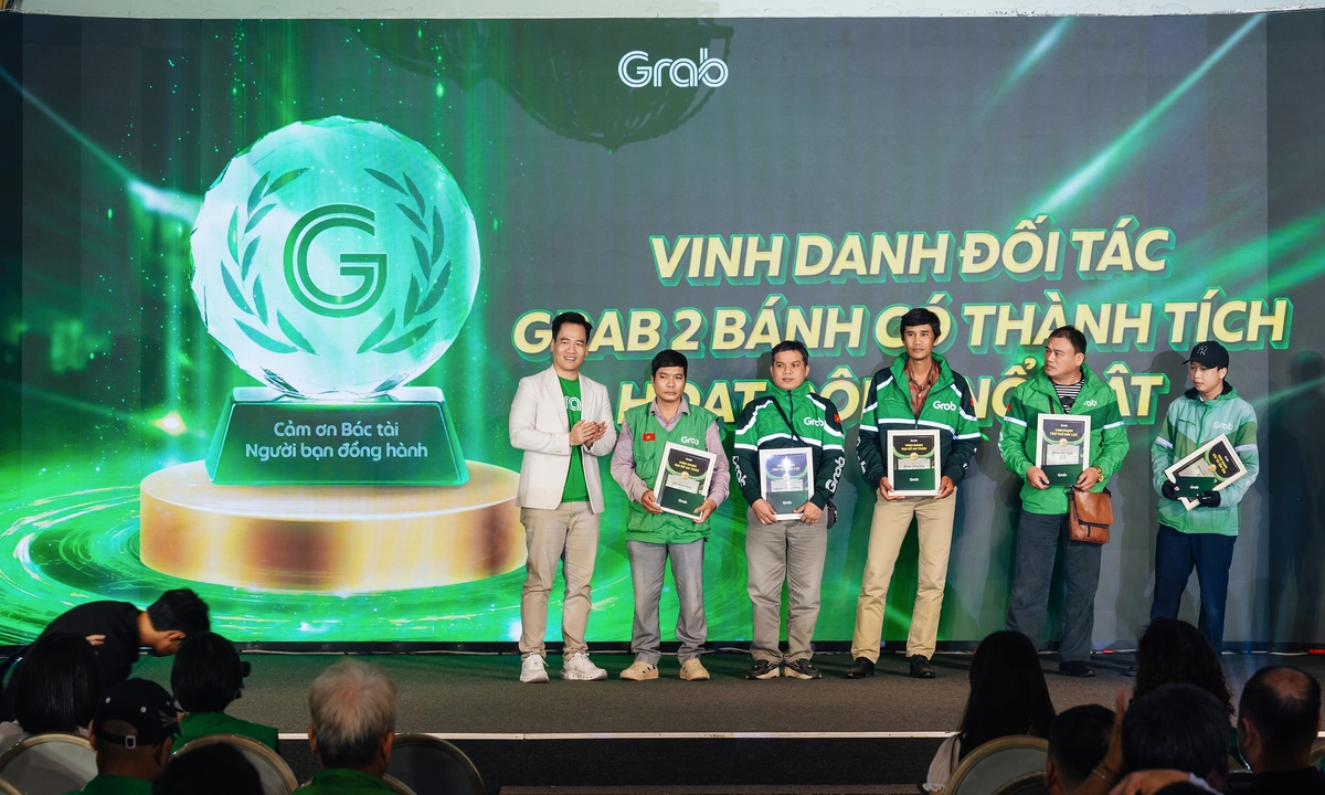 Grab vinh danh tài xế có thành tích nổi bật