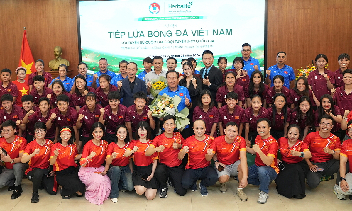 Herbalife tổ chức hoạt động 'tiếp lửa bóng đá'