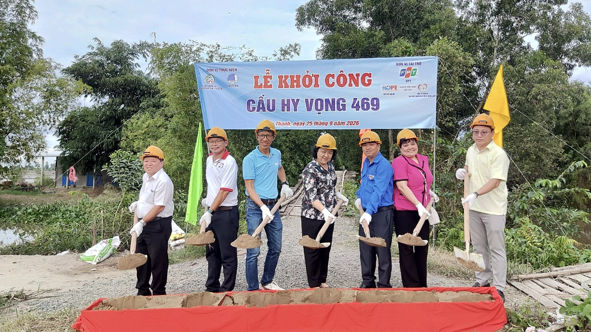 Gần 30 cầu Hy vọng nối nhịp những bờ sông