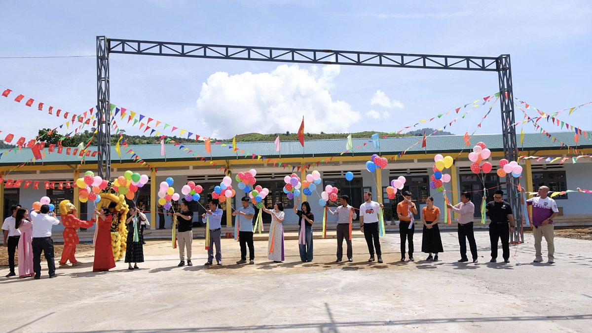 Trẻ vùng cao Lâm Đồng có trường học kiên cố