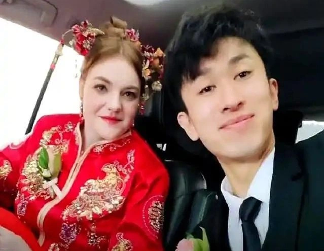 Chụp ảnh cưới phong cách tự nhiên, cảm xúc tại Khói Studio TP Vinh Nghệ An.